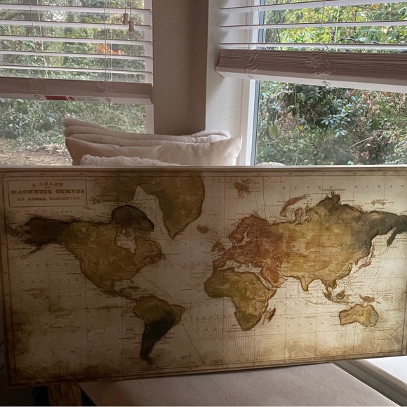 Beautiful Art On Canvas 15X30 Hand Embellished Canvas World Maps NWT - Picture 6 of 15